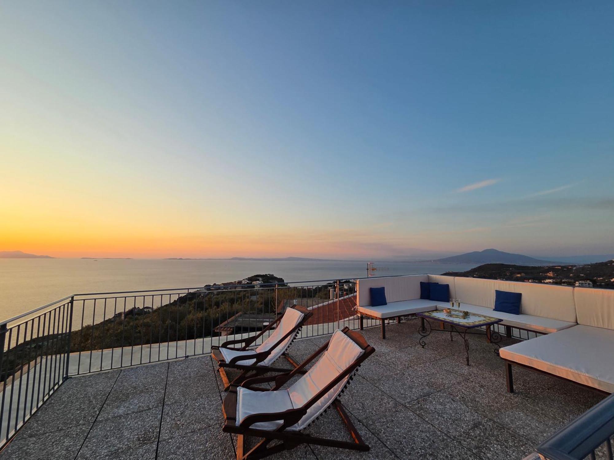 Villa Sun & Relax, Relaxing Location With Seaview à Massa Lubrense Extérieur photo